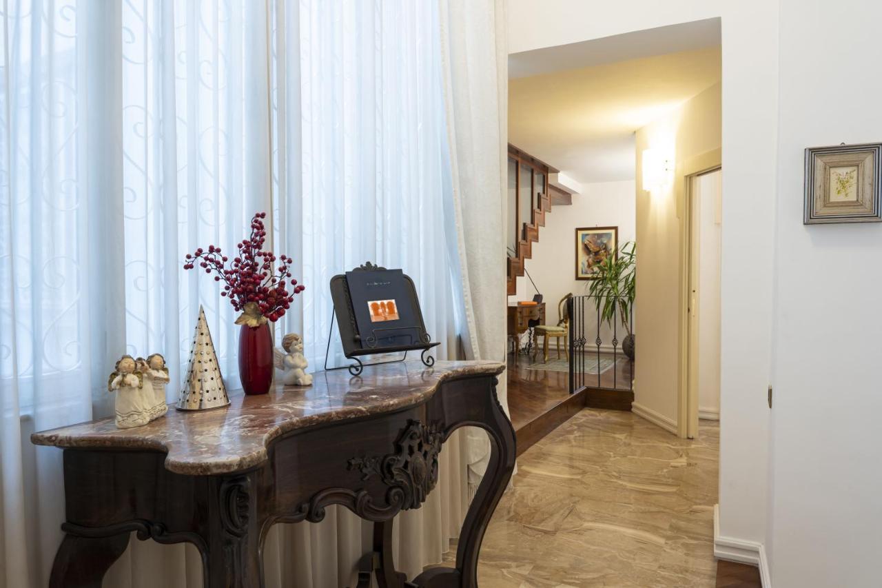 Bella Domus Suites Salerno Dış mekan fotoğraf