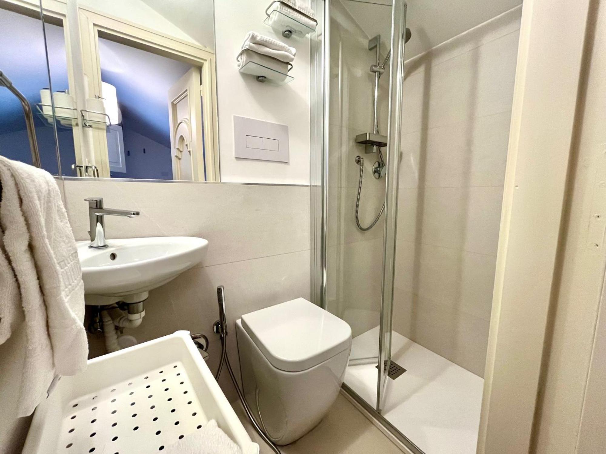 Bella Domus Suites Salerno Dış mekan fotoğraf